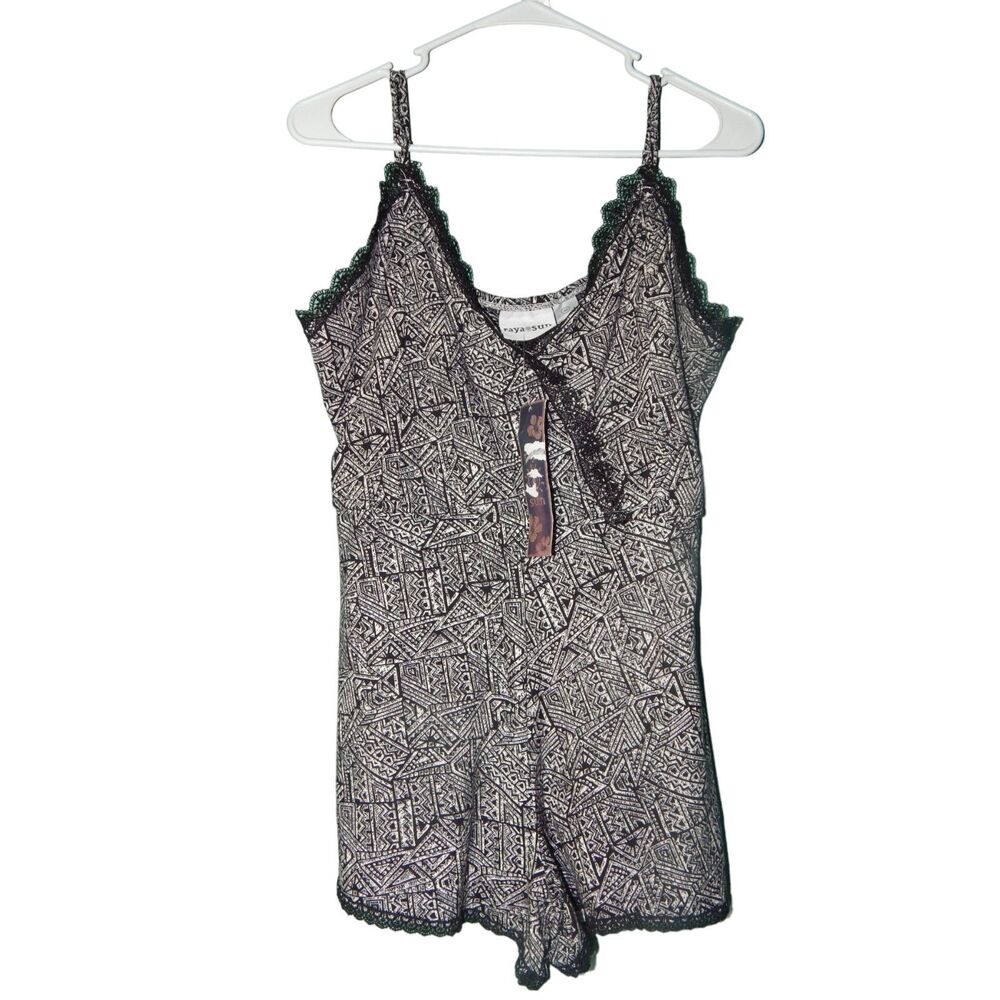 Raya Sun Women's Medium Black White Print Romper Lace Trim Adjustable Strap NWT